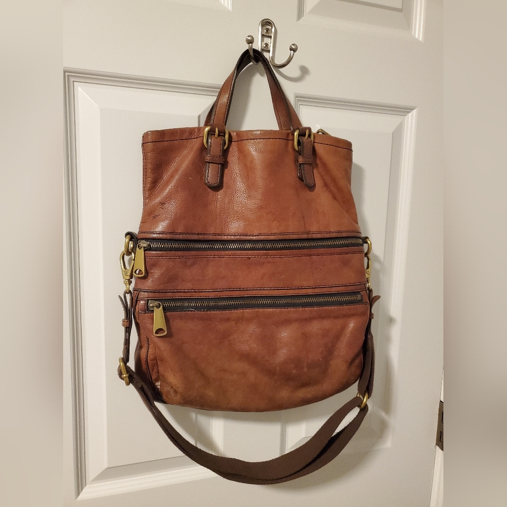 Fossil Explorer Leather Fold Over Messanger Bag